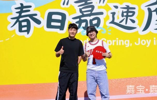 星空体育官网-武磊以“三娃爸爸”身份分享经验：家长要多陪伴孩子一起运动